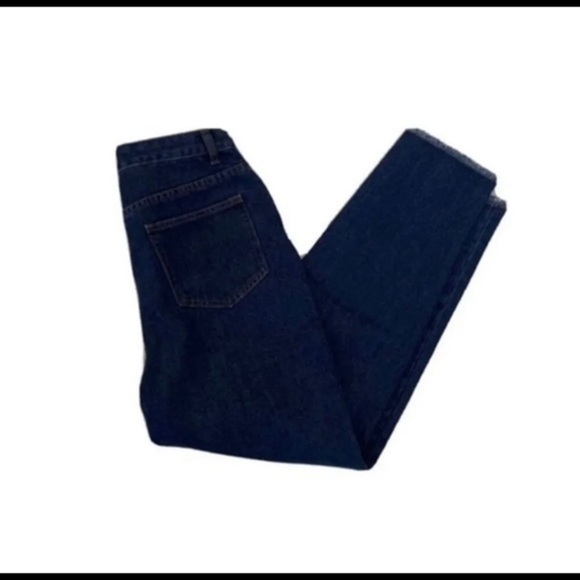 NWT Boohoo High Rise Super Distressed Ripped Mom Jeans Size 4 New - Picture 4 of 5